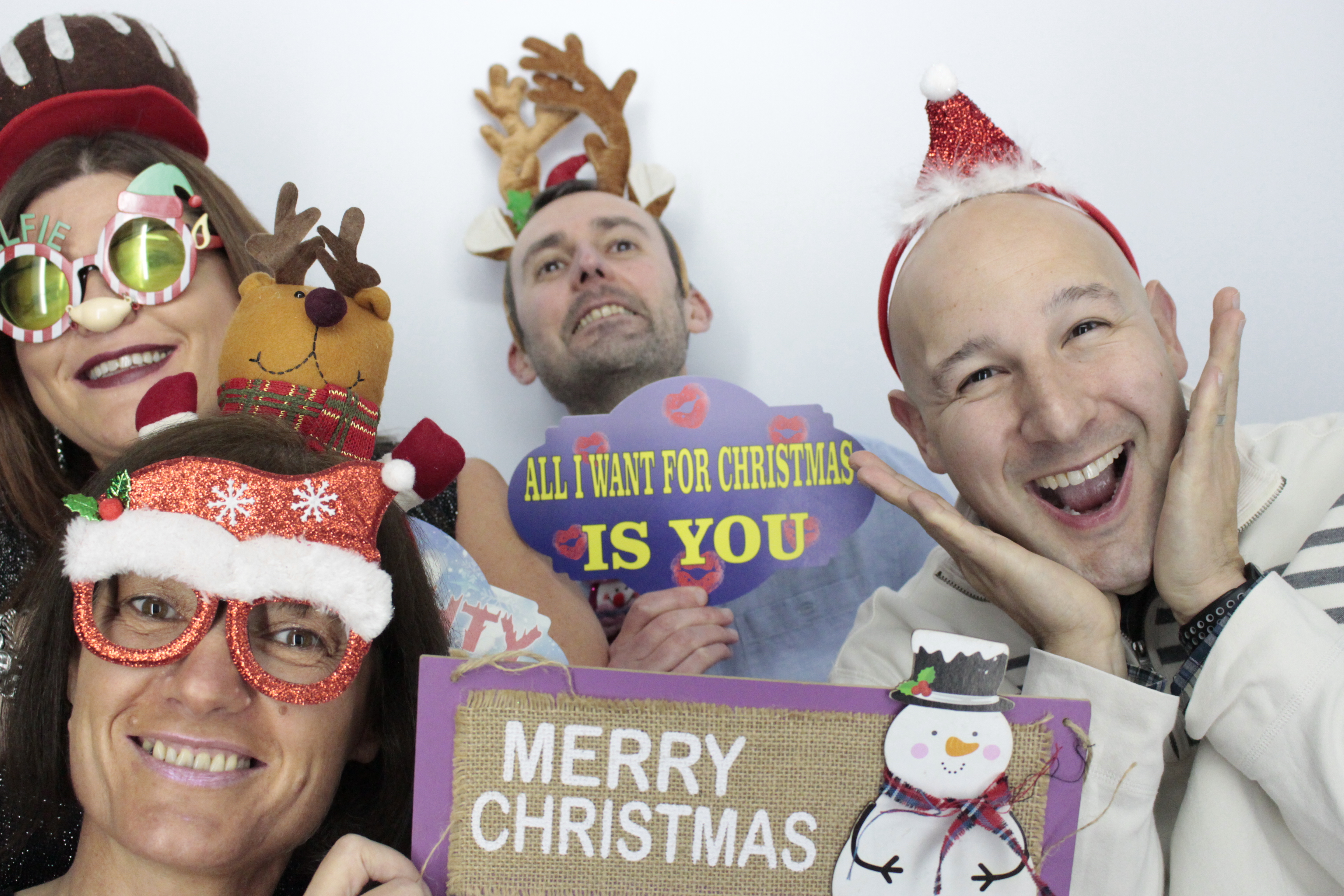 Fittleworth Medical Christmas Party | View more photos from the event at gallery.myphotoboothexperience.co.uk/u/MyPhotoBoothExperienceLtd/Fittleworth-Medical-Christmas-Party